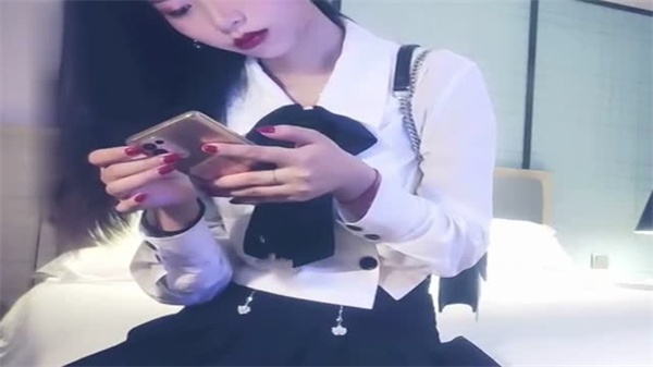 网约赵总爆操极品气质女神，骚穴猛干内射爆浆